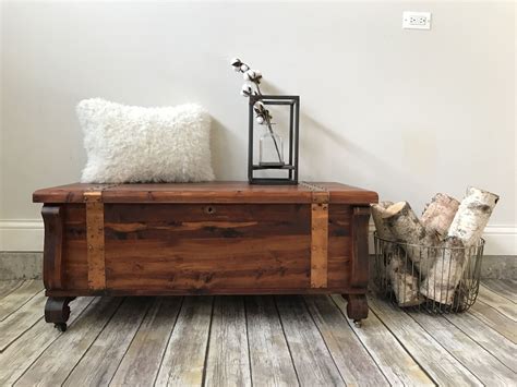 Creative Uses For Cedar Chests 18 Ways To Utilize Them