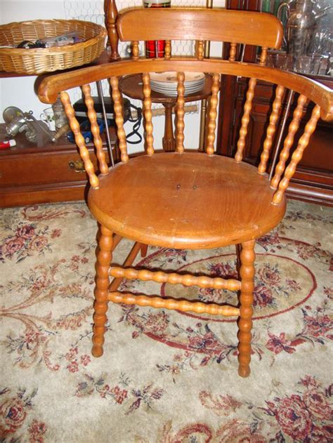 Pub Barrel Chair COLLECTORS II is closing March 15 2021 Victoria City