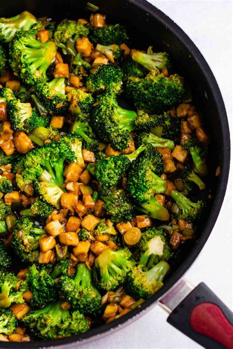 Complete health large breed puppy derives the bulk of its animal protein from fresh chicken as well as chicken meal and salmon meal. The Best Broccoli Tofu Stir Fry Recipe - Build Your Bite