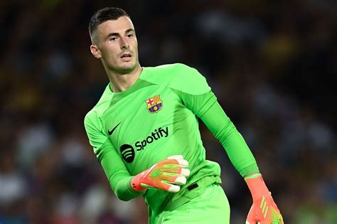 Barcelona’s Inaki Pena wanted back at Galatasaray - report - Barca