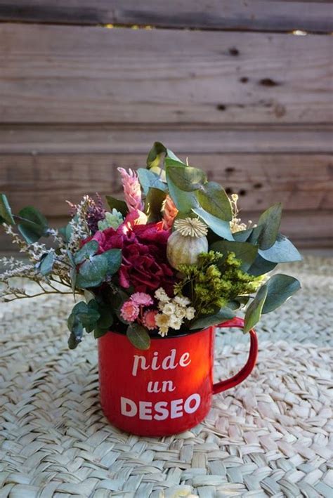 El cactus de navidad, zygocactus truncates, es un cactus tropical de crecimiento en cascada. ¿Por qué mi novio me regala flores?
