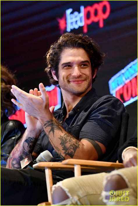 Tyler Posey Confirms Hes Hooked Up With Men Photo 4493900 Onlyfans