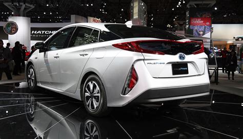 2017 Toyota Prius Prime Plug In Hybrid Model Revealed At New York