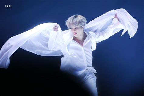 Bts Jimins 2019 Mma Solo Performance Shows The World He Was Born To Dance Koreaboo