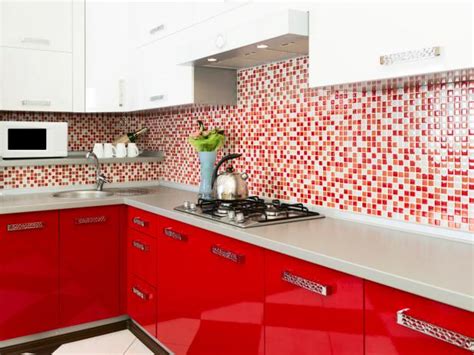 18 red and white kitchen designs you must take a look at. Red Kitchens: Design Tips & Pictures of Colorful Kitchens ...