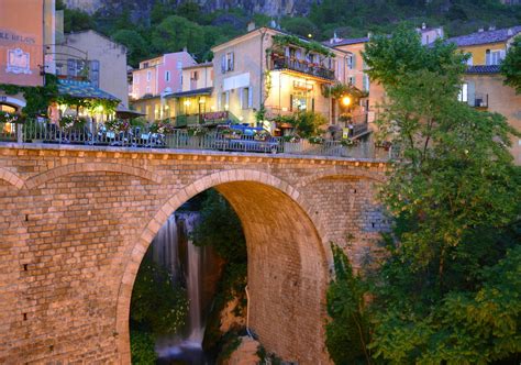 Moustiers Ste Marie France Beautiful Places To Visit Beautiful