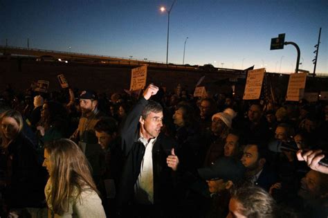 Trumps El Paso Visit Provides Beto Orourke With Possible First 2020