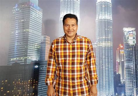 Dah tengok, jangan lupa share! Ketua pengarang Sinar Harian meninggal dunia | MalaysiaNow