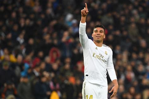 Casemiro 2021, casemiro defensive skills, tackles, casemiro 2021, casemiro 2020/2021, carlos henrique casimiro 2021🔴 svmmcomps (2nd channel): Casemiro từ chối MU, gắn bó với Real Madrid - VietNamNet