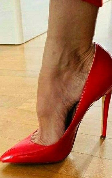 Pin By Enzo De Lorenzis On Sch Ne Schuhe Heels Fashion High Heels Beautiful High Heels
