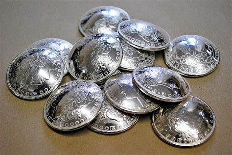 Последние твиты от ケイン・ヤリスギ「♂」 (@kein_yarisugi). 1ドル銀貨「モルガン」のお話＋Ctrl+Z アンドゥ