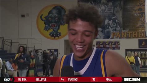 Findlay Hands Whitmer its First Loss of the Season - YouTube