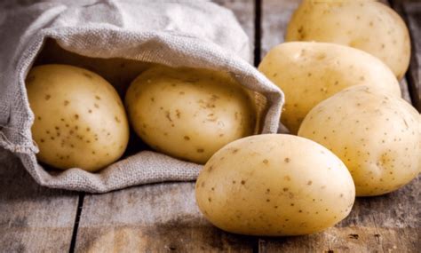 Pourquoi certaines pommes de terre noircissent elles lorsquelles sont