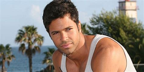 He was a member of the portuguese boy band, d'zrt. Who is Angélico Vieira dating? Angélico Vieira girlfriend ...