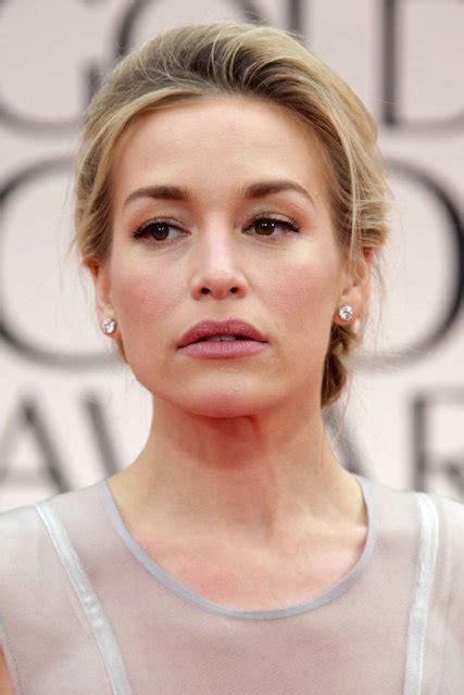 Piper Perabo 2024 Husband Net Worth Tattoos Smoking And Body Measurements Taddlr