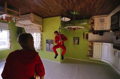 Russias Upside Down House Defies Gravity Favbulous