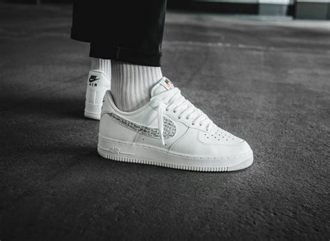 41 neu und ungetragen, mit karton tierfreier. air force 1 blanche