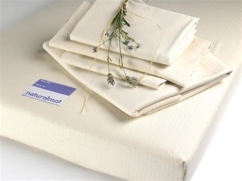 Keep your baby supported and safe in their crib. The Best Organic Crib Mattress for Baby