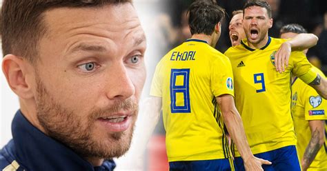 Born 17 august 1986) is a swedish professional footballer who plays as a striker for . Marcus Berg slutar i A-landslaget: "Nu går jag ut med ...