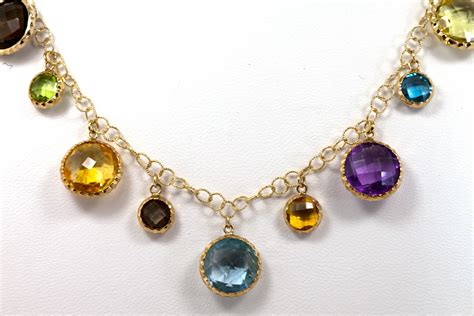 Get The Best Of Gemstone Quality By Using Gemstone Necklaces For Your