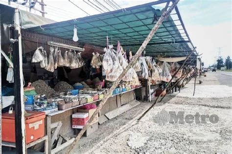 baca rahsia menjadikan sambal tumis ikan bilis sedap menyelerakan. PRK Kimanis: Jualan ikan bilis curi tumpuan | Harian Metro