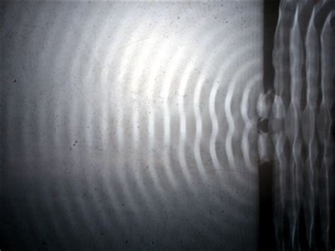 Ripple Tank Wave Phenomena | Harvard Natural Sciences Lecture Demonstrations