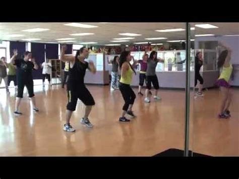 Listen to zumba by don omar, 1,178,032 shazams, featuring on в ритме латино, and la fórmula apple music playlists. Dile Don Omar Zumba - YouTube