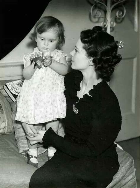 Vivien Leigh And Daughter Vivien Leigh English Actresses British
