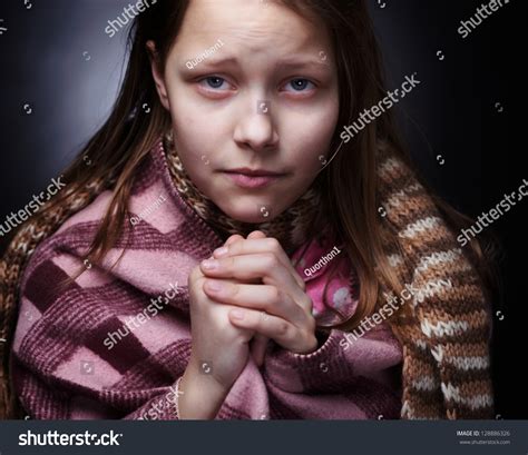 Praying Little Girl Stock Photo 128886326 Shutterstock