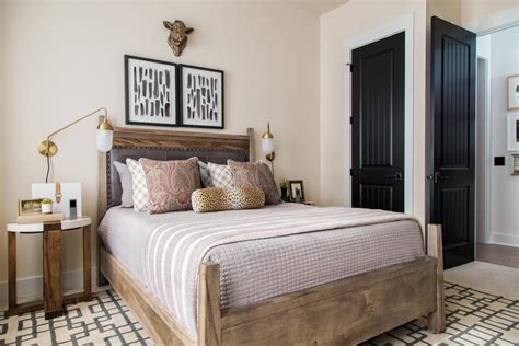 Pictures Of The Hgtv Smart Home 2018 Guest Bedroom Full Room Tours Of