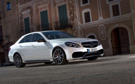 I should begin by saying our tester rang up at nearly $160,000, and for that kind of money i would expect nothing less. 2014 Mercedes-Benz E63 AMG First Drive - Latest Auto Design