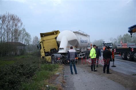 Ticari kullanım için ücretsizdir kaynak gösterilmesi gerekmez telif hakkı ücretsizdir. Yolcu otobüsü devrildi 30 yaralı - Akyazı Haber Akyazı'nın ...