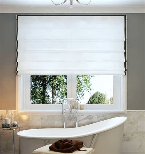 Choose between bathroom shades, blinds and shutters. 13 Ideas for Bathroom Window Treatments Over Bathtubs in ...