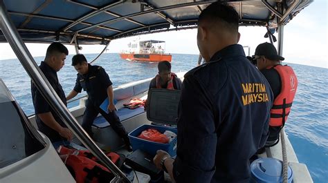 Cnc 7 length overall (loa) is 54.39 m, beam is 12 m. Deepwater Body Recovery Post-Accident Response | Poni Marine