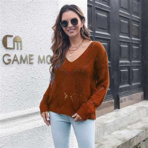 2022 Custom Women Winter Warm V Neck Knitted Cotton Pullover Sweater Loose Oversized Sweater