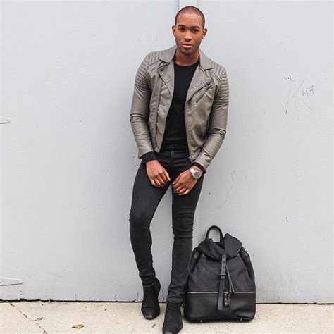Shop urban outfitters boots for a curated selection of the best boots for men. black suede chelsea boot. black jean. | Mode, Mode homme, Chelsea
