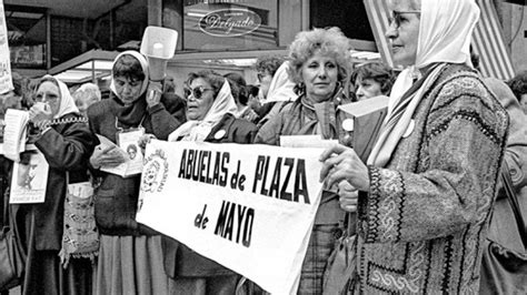 Abuelas De Plaza De Mayo Al Odio Y La Violencia Le Decimos Nunca Más