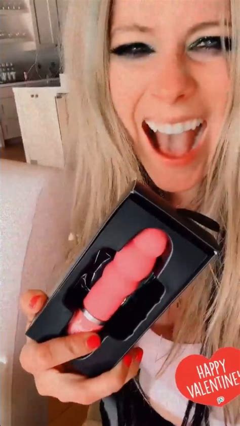 Avril Lavigne Sex Toy Face Of The Day