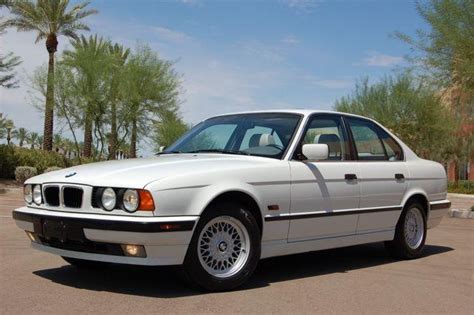 The most accurate 1995 bmw 525is mpg estimates based on real world results of 287 thousand miles driven in 25 bmw 525is. 1995 BMW 525i