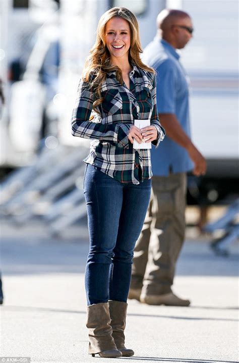 Jennifer Love Hewitt Covers Up On The Set Of The Client List Despite