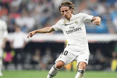 This is the national team page of real madrid player luka modric. Liga prvaka: Luka Modrić strijelac za Real Madrid, Vedran ...
