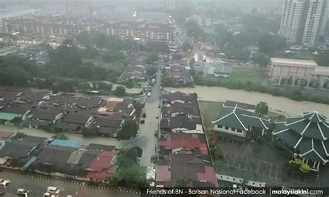 These categories are light rain, heavier rain, thunder, and other. Malaysians Must Know the TRUTH: Penang hit by flash floods ...