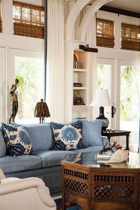 Explore the beautiful blue living room photo gallery and find out exactly why houzz is the best experience for home renovation and design. 45+ BEAUTIFUL RUSTIC COASTAL LIVING ROOM DESIGN IDEAS | Blue and white living room, House ...