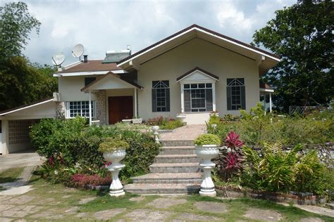 House For Sale In Kingston St Andrew Jamaica Wi This Cosy Home Is