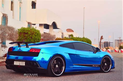 Exotic Beauty Detected Electric Blue Lamborghini Gallardo —