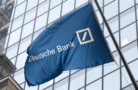 It's an internationally standardised and recognised system that's used to ensure that international payments end up in the correct recipient account. Deutsche Bank - kod IBAN i kod SWIFT/BIC co to jest - aju.pl