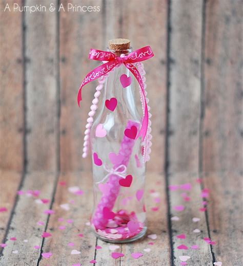 25 DIY Valentine Day Gifts For Her