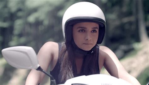 Who told her pink is not for the boys when her dad wears pink? Alia Bhatt in Ad Hero Pleasure - "why should boys have all ...