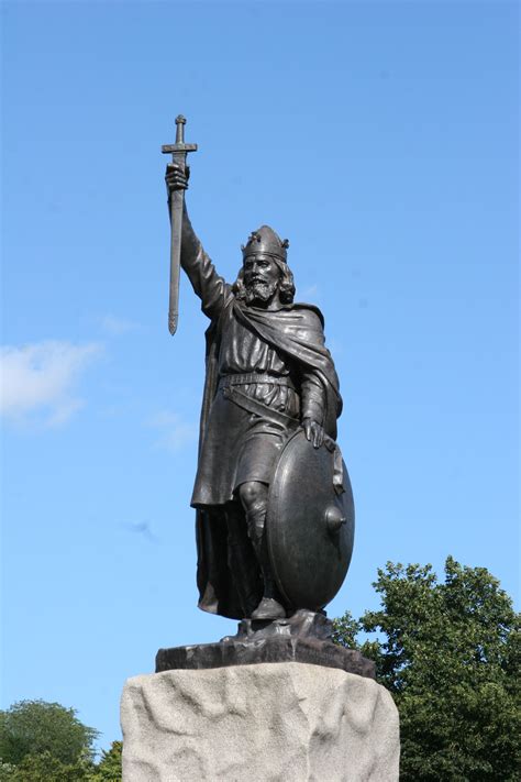 Photography Of Statue Of Alfred The Great · Woruldhord