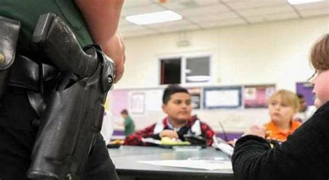 Maestros Podrán Portar Armas En Escuelas De Florida Tiempo